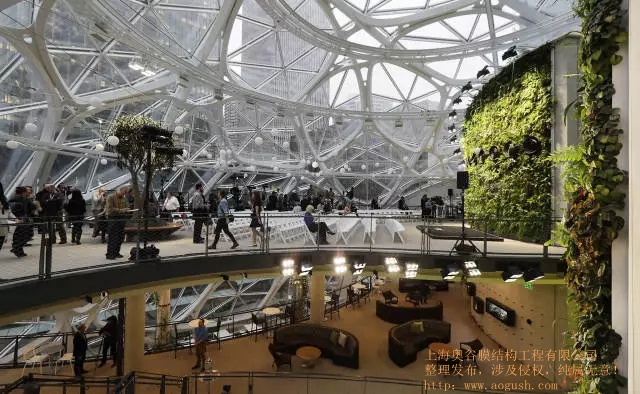 ETFE膜结构建筑中的顶级力作？ETFE透明充气式膜结构建筑，ETFE透明气枕